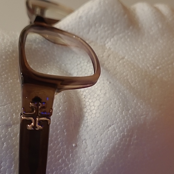 Tory Burch eyeglass frames with case - Picture 5 of 11